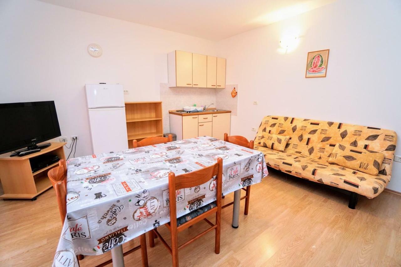 סבודרייה Apartment Daniela מראה חיצוני תמונה