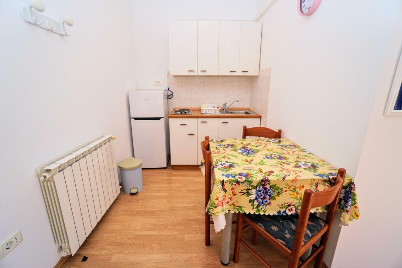 סבודרייה Apartment Daniela מראה חיצוני תמונה